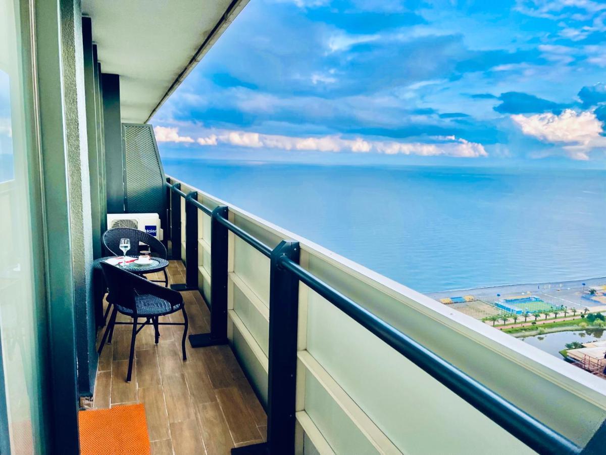 Sayat-Nova Apart-Hotel Orbi City Batumi Eksteriør bilde